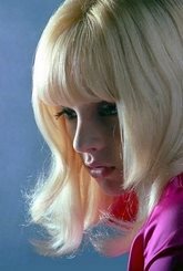 Portrait de Sylvie Vartan par Jean-Marie Périer, utilisé pour l'affiche de l'Olympia 67 1967