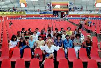 Sylvie Vartan et toute la troupe de sa tournée d'été 1977