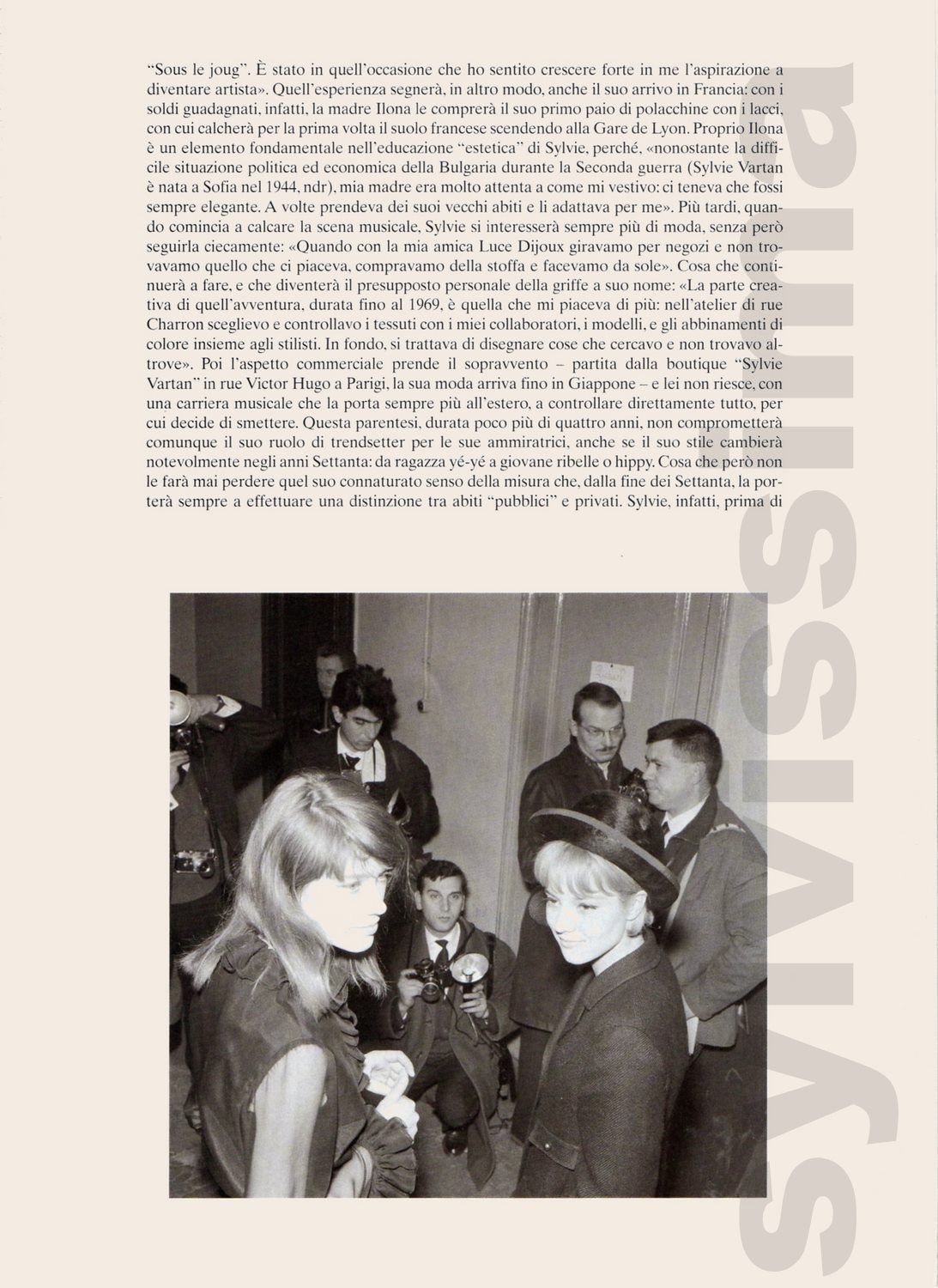 Article Sylvie Vartan A style  of her own Vogue Italia Octobre 2004 page 4