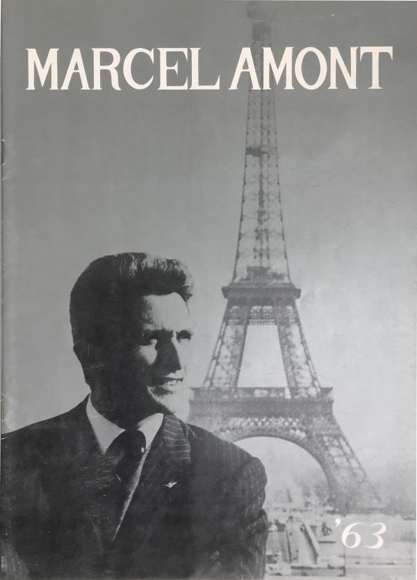 Marcel Amont chanteur français en tournée au Japon 1963