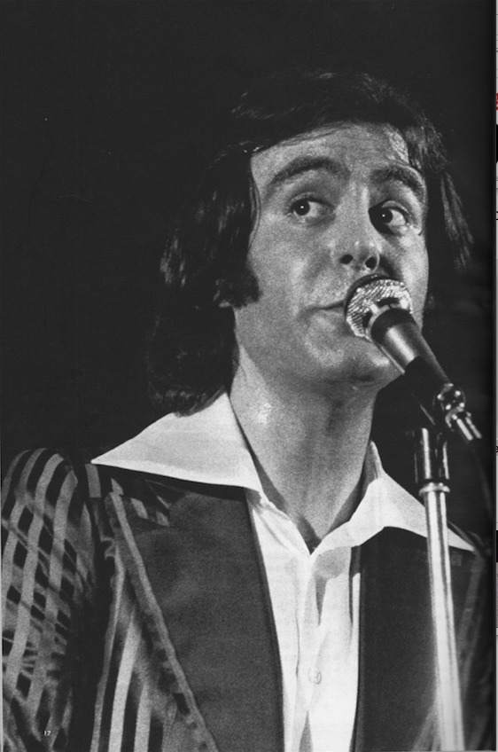 1972 Michel Delpech en concert au Japon