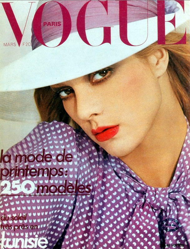 Vogue Paris mars 1974  Sylvie Vartan en couverture
