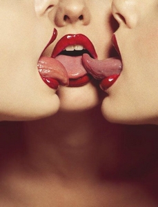 Photo de Guy Bourdin pour Vogue Paris