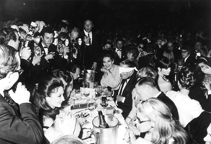 Maria Callas, Onassis, Jacqueline de Ribes, Sylvie Vartan au Lido en 1966