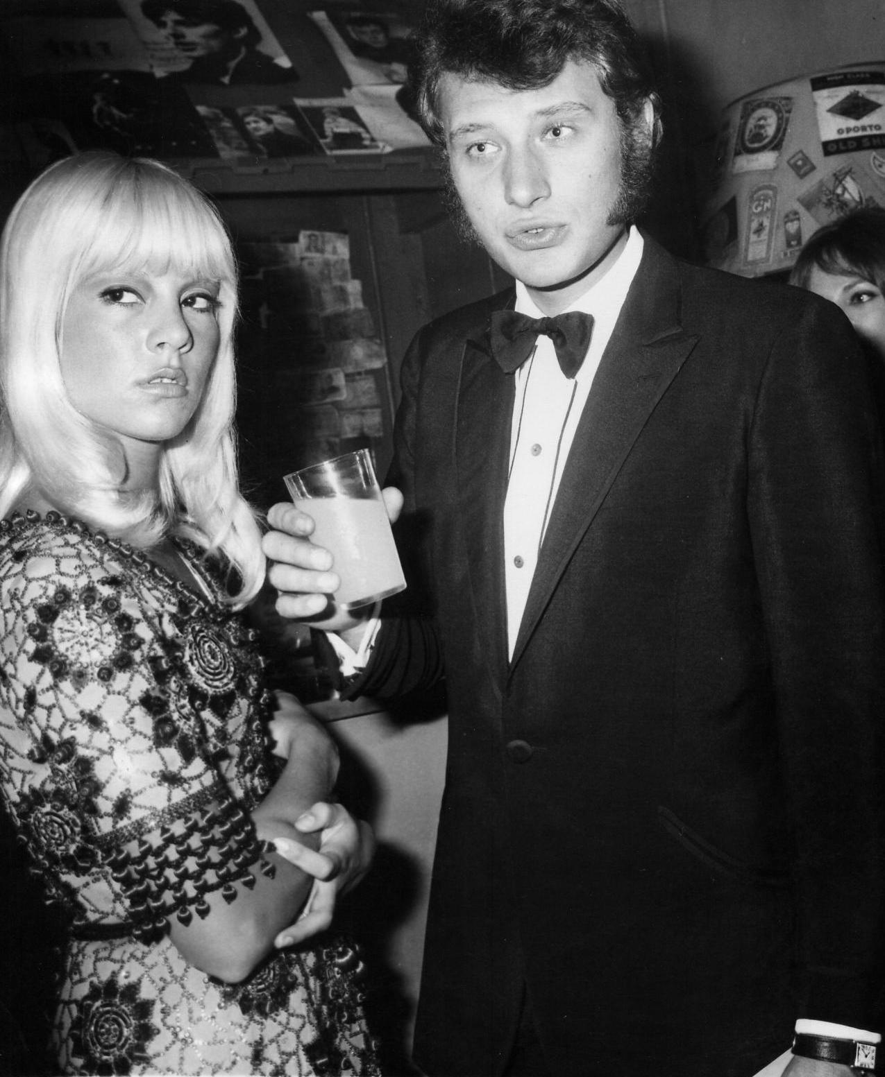 Sylvie Vartan et Johnny Hallyday Première de Sammy Davis Junior Olympia 1967, 2 juin