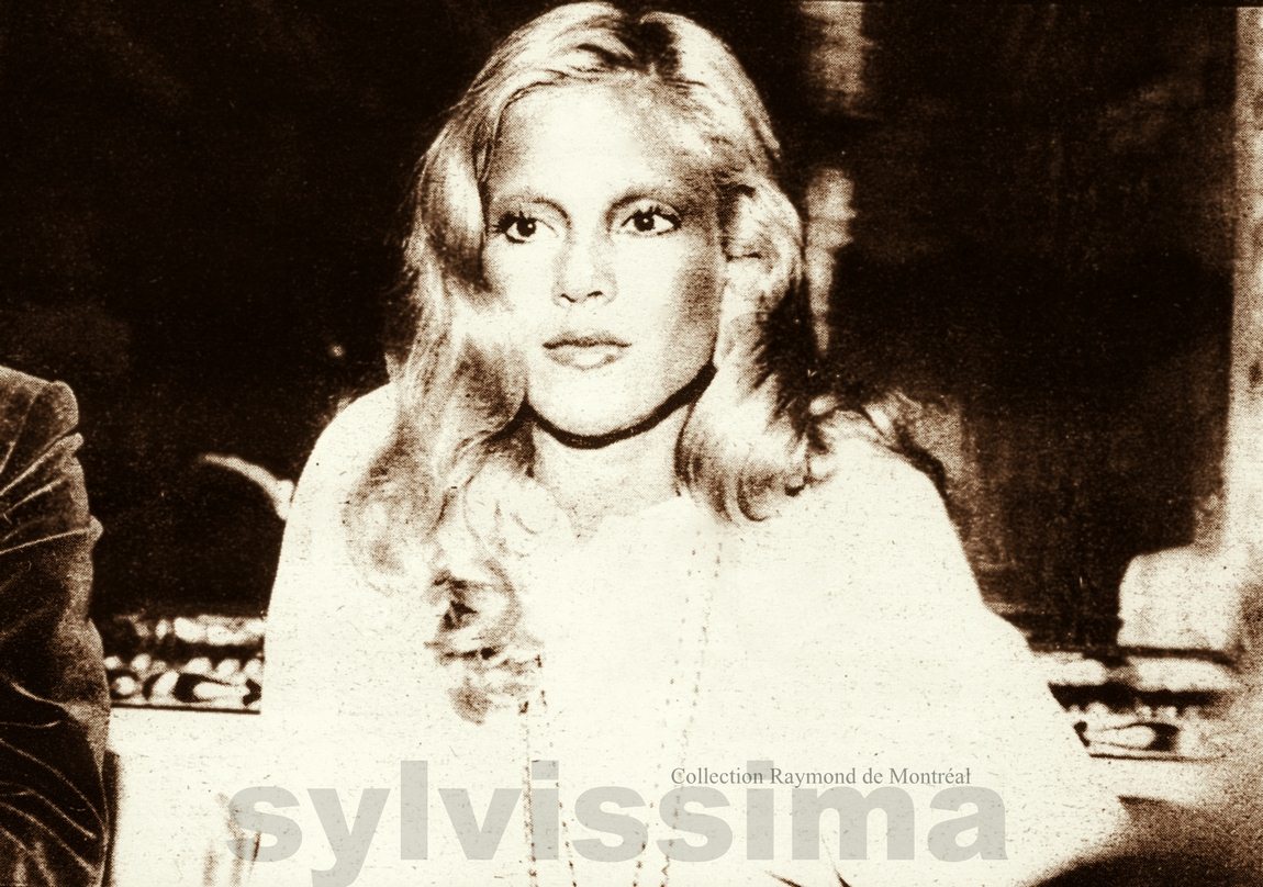 Sylvie Vartan conférence de presse au Québec 1975