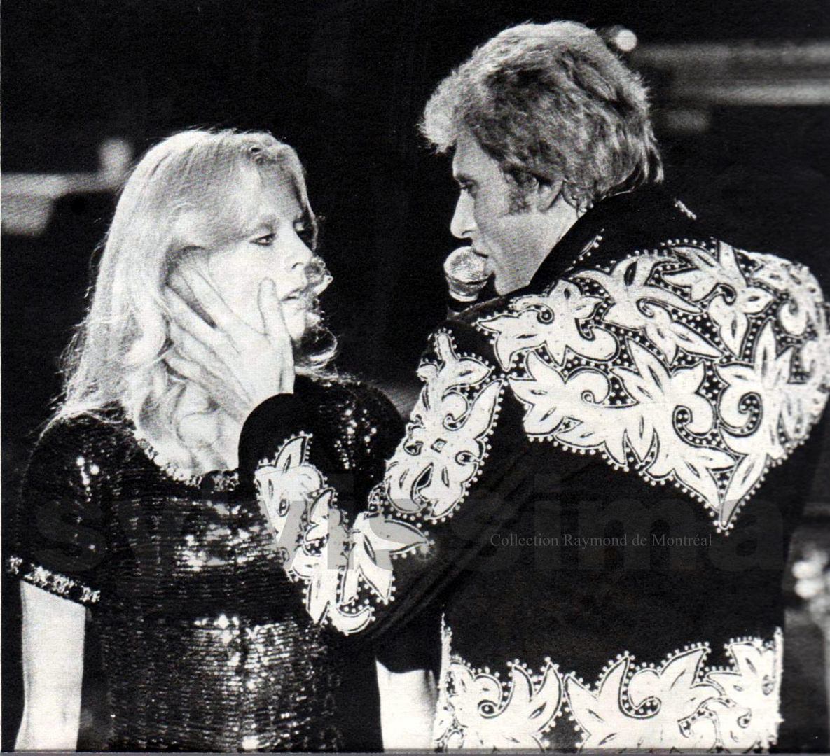 Sylvie Vartan et Johnny Hallyday au Québec 1975 "Te tuer d'amour"