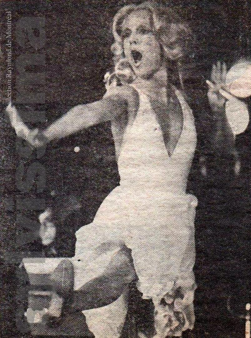Sylvie Vartan danse le charleston en concert au Canada 1975