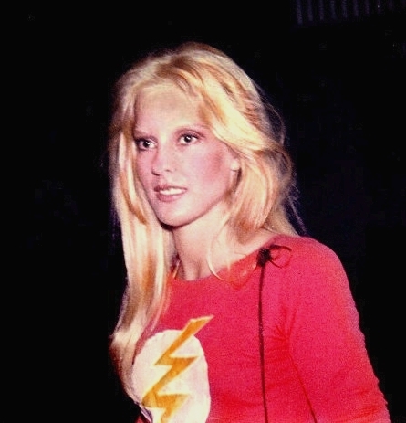 Sylvie Vartan en T-shirt le 28 octobre 1970