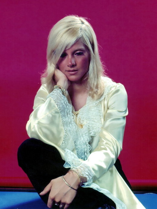 Sylvie Vartan photo de mode  Manchete 1968 au Brésil