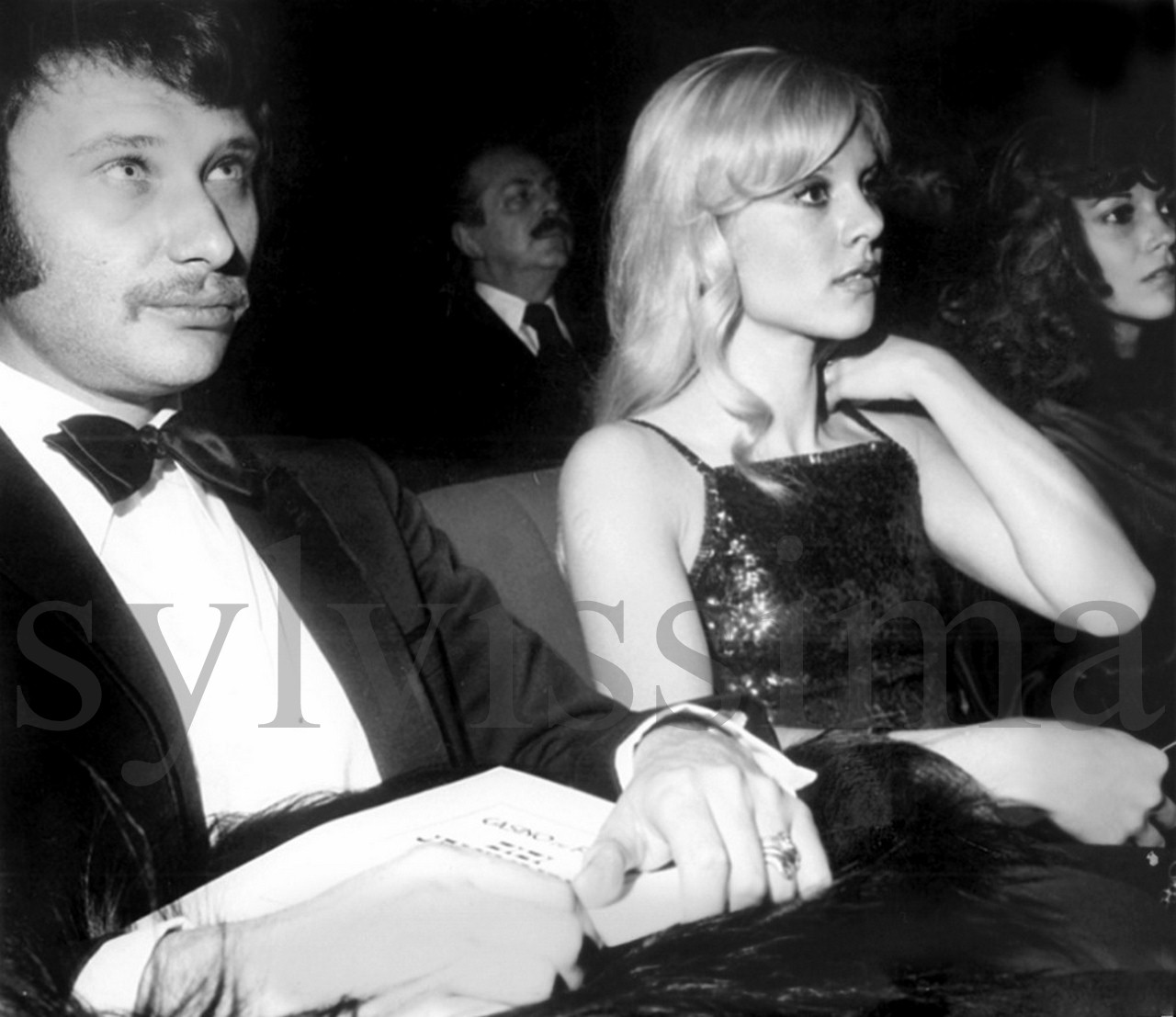 Johnny Hallyday et Sylvie Vartan lors de la première de Zizi Jeanmaire au Casino de Paris dans "La revue" le 5 février 1970